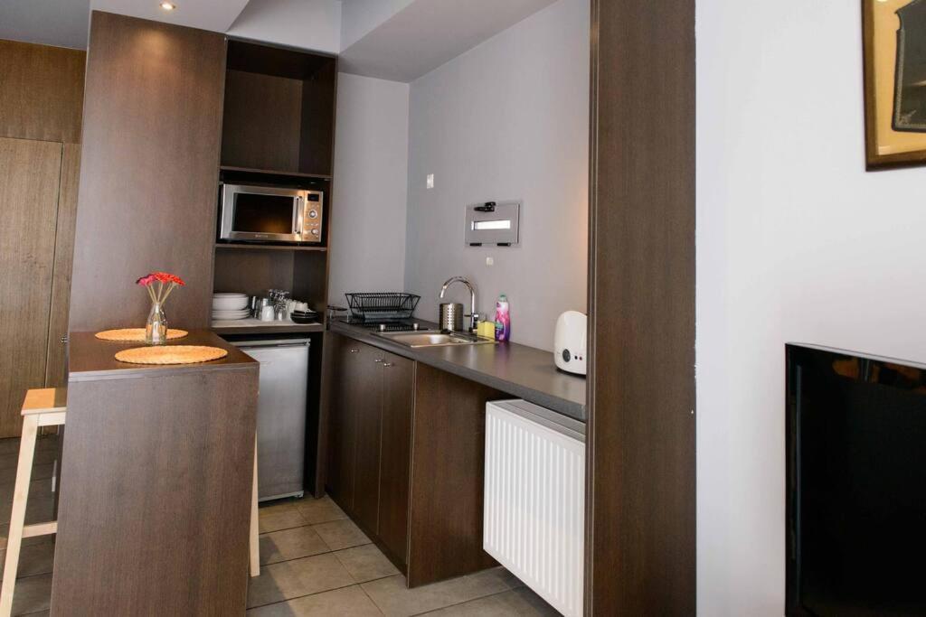 City Lux2Modern Apartment Next To Kerameikos Metro 아테네 외부 사진
